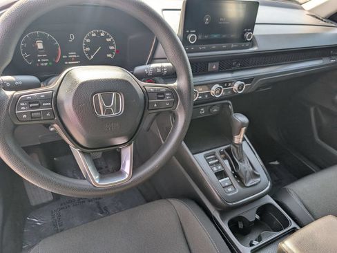 Used 2025 Honda CR-V LX image 14