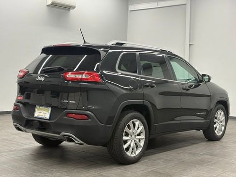 Used 2015 Jeep Cherokee Limited w/ Trailer Tow Group AWD/4WD image 2
