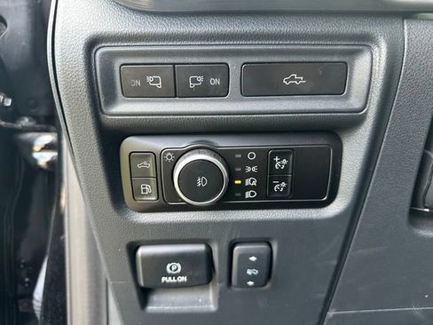 Used 2023 Ford F150 Lariat w/ Equipment Group 502A High AWD/4WD image 27