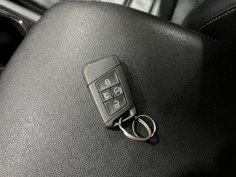 Used 2018 Volkswagen Atlas SEL Premium image 47