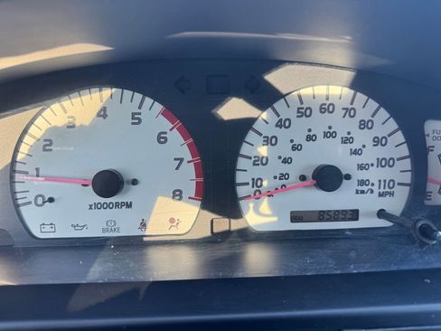 Used 2003 Toyota Tacoma Base image 18