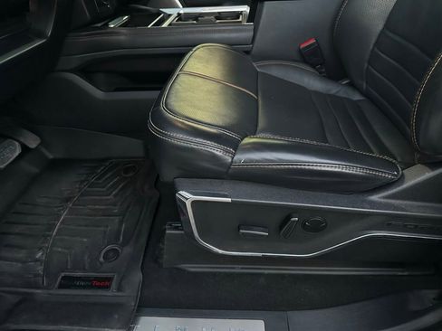 Used 2023 Ford F350 Platinum w/ FX4 Off-Road Package image 13