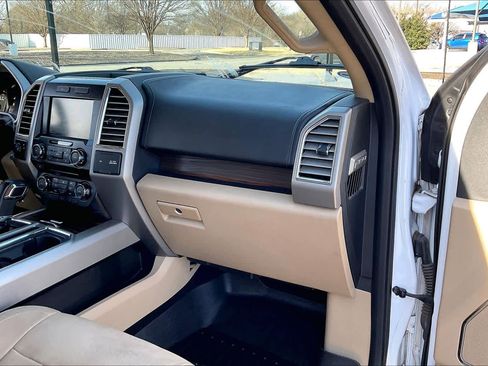 Used 2015 Ford F150 Lariat w/ Equipment Group 501A Mid image 17