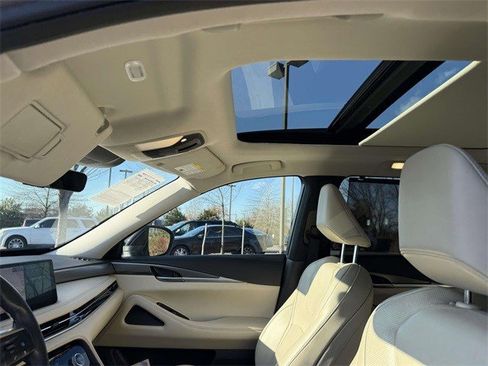 Used 2024 INFINITI QX60 Luxe image 22