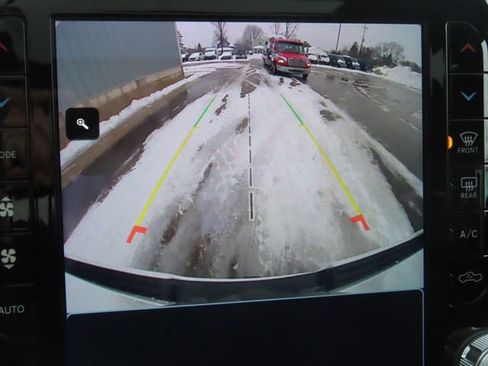 Used 2022 RAM 1500 Big Horn image 6