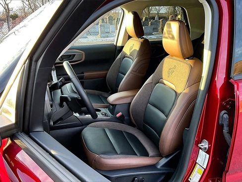 Certified 2025 Ford Bronco Sport Outer Banks w/ Outer Banks Tech Package+ image 24