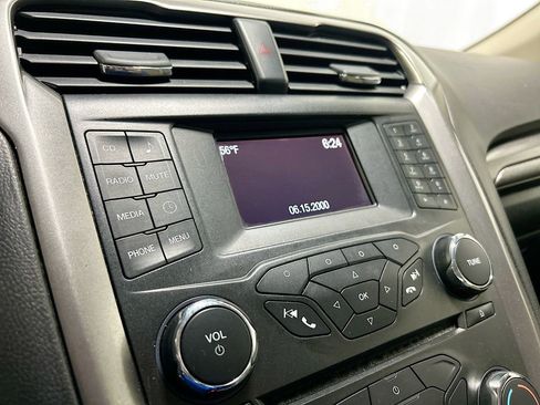 Used 2017 Ford Fusion S image 14