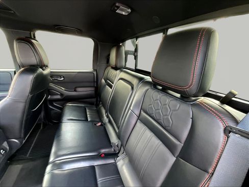 Used 2023 Nissan Frontier PRO-4X w/ Pro-4X Premium Package AWD/4WD image 22