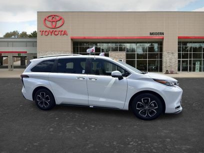 Certified 2026 Toyota Sienna Platinum