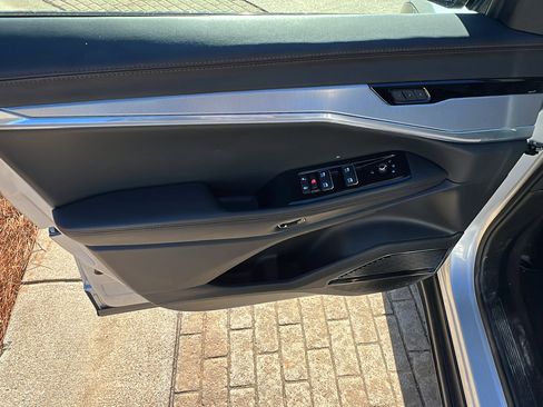 Used 2024 Jeep Wagoneer Launch Edition image 14