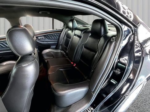 Used 2018 Ford Taurus Limited FWD image 21