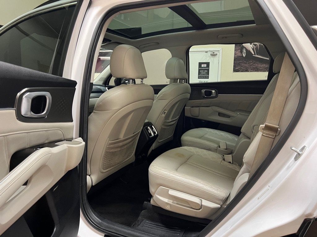 Used 2021 Kia Sorento SX FWD image 19