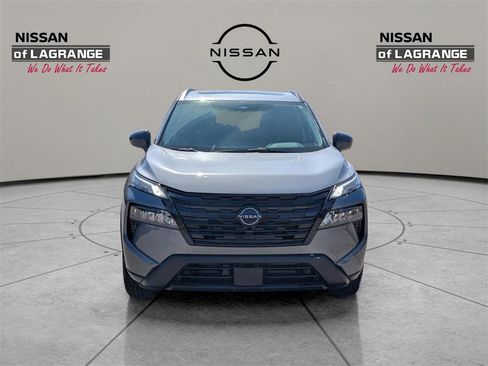 New 2026 Nissan Rogue SV image 2