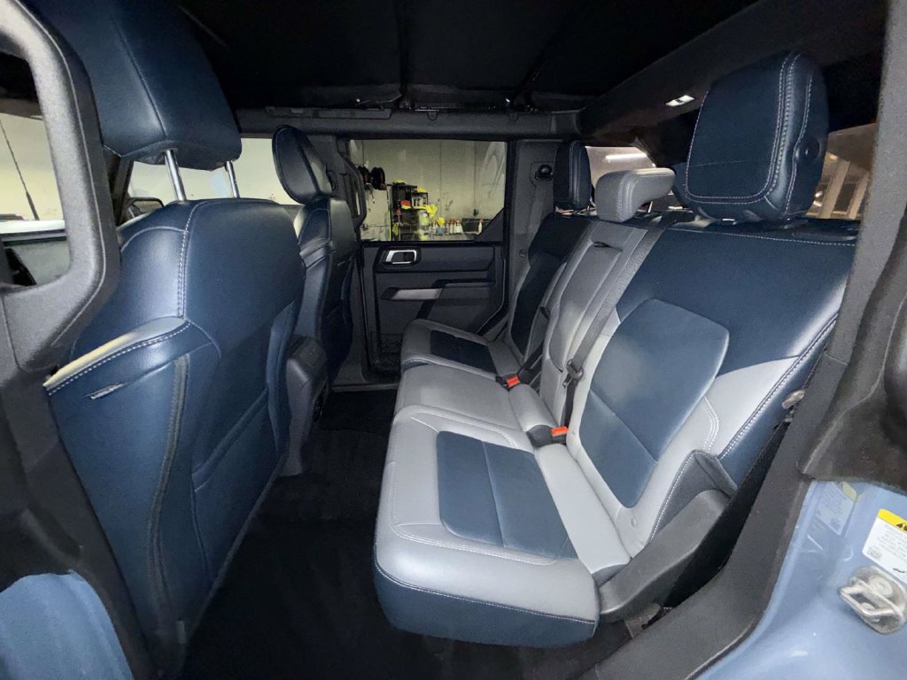 Used 2023 Ford Bronco Outer Banks AWD/4WD image 18