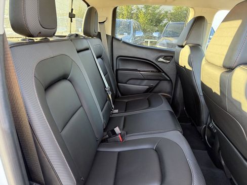 Certified 2022 GMC Canyon AT4 image 24