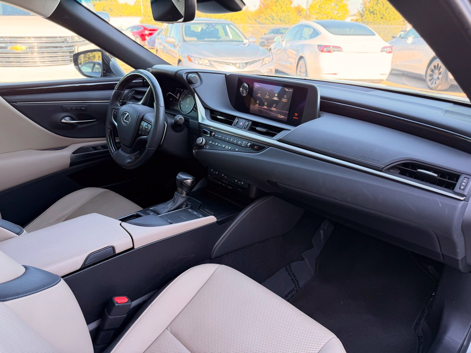 Used 2021 Lexus ES 250 w/ Premium Package AWD/4WD image 30