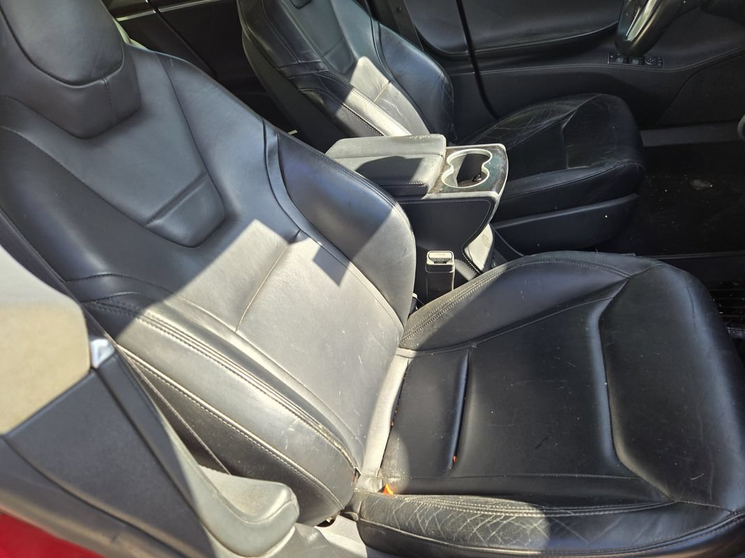 Used 2015 Tesla Model S 85D AWD/4WD image 11