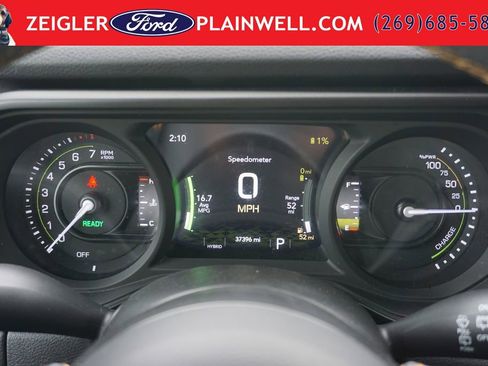 Used 2024 Jeep Wrangler Unlimited AWD/4WD image 27