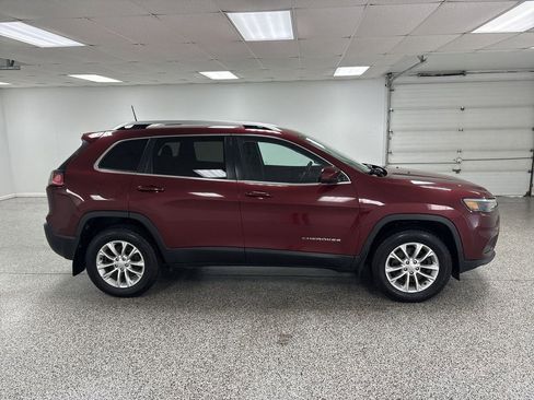 Used 2019 Jeep Cherokee Latitude image 9