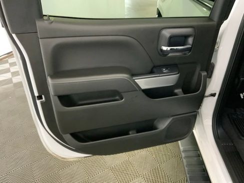 Used 2018 Chevrolet Silverado 1500 LT w/ All Star Edition AWD/4WD image 38