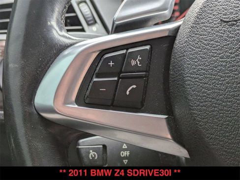 Used 2011 BMW Z4 sDrive30i image 16