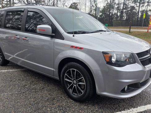 Used 2018 Dodge Grand Caravan GT FWD image 5