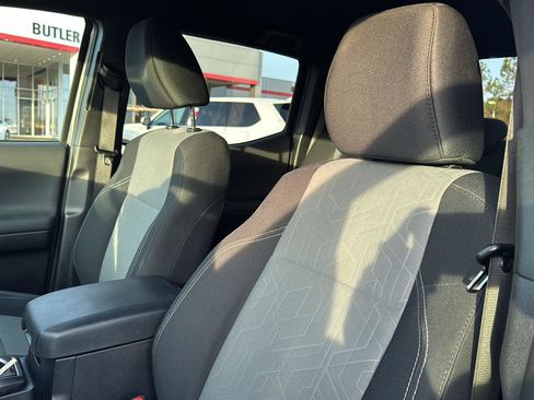 Used 2021 Toyota Tacoma TRD Off-Road image 26