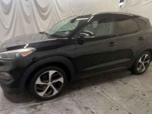 Used 2016 Hyundai Tucson Sport image 4