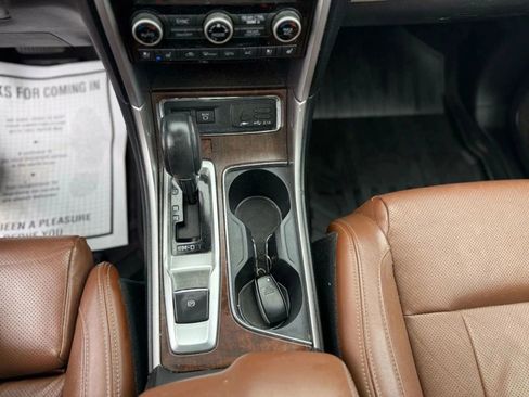 Used 2019 Subaru Ascent Touring image 31