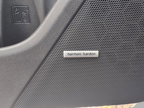 New 2025 Subaru Crosstrek 2.5i Limited w/ Crosstrek Mirror Package image 16