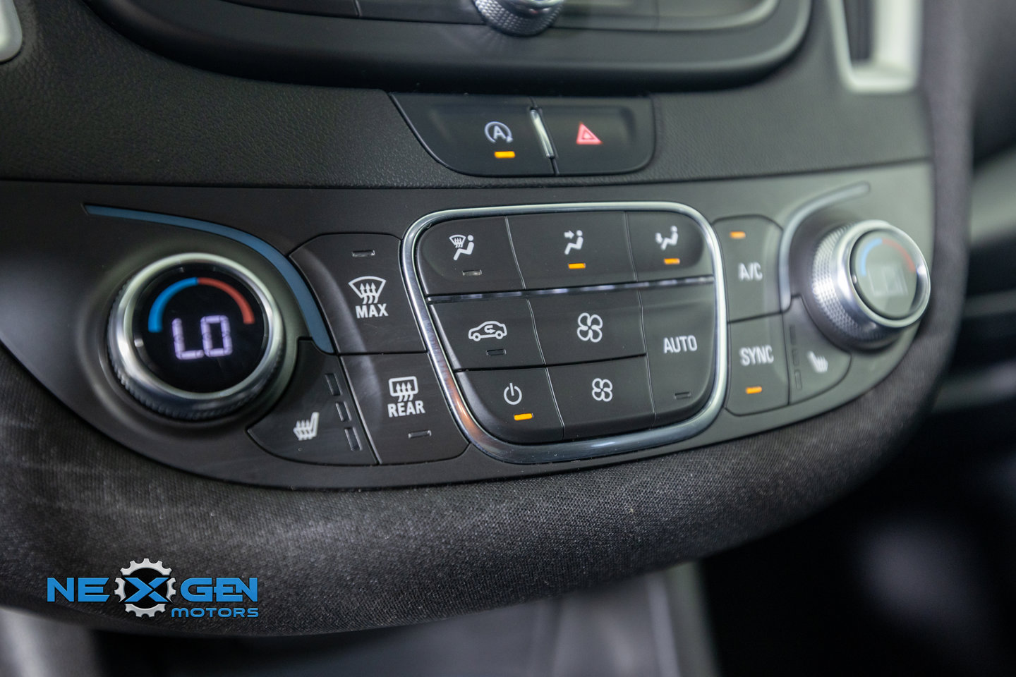 Used 2022 Chevrolet Malibu LT FWD image 22