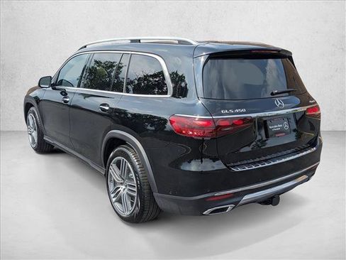 Certified 2025 Mercedes-Benz GLS 450 4MATIC image 7