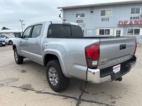 Used 2019 Toyota Tacoma SR5 image 4