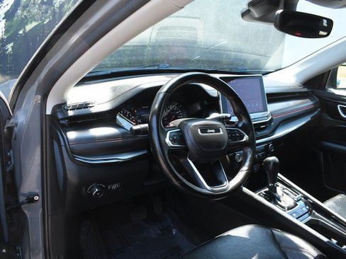 Used 2022 Jeep Compass Trailhawk w/ Trailhawk Convenience Group AWD/4WD image 14