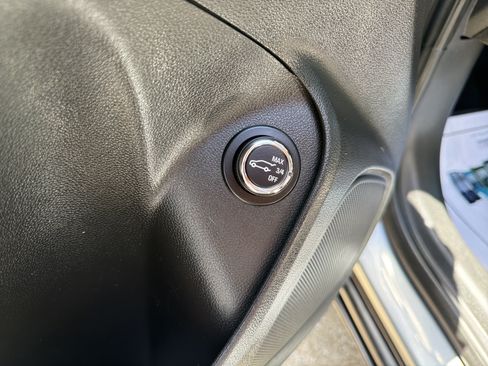 Used 2024 Buick Encore GX Preferred FWD image 27