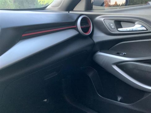 Used 2024 Chevrolet Trax RS w/ Driver Confidence Package image 20