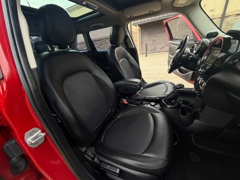 Used 2017 MINI Cooper 4-Door Hardtop FWD image 31