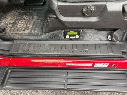 Used 2015 Ford F550 4x4 Regular Cab Super Duty image 33