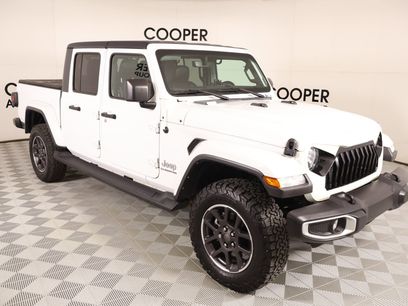Used 2022 Jeep Gladiator Overland w/ Popular Equipment Package