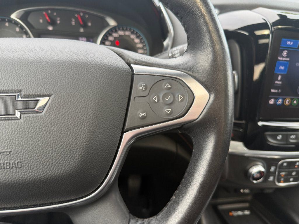 Used 2022 Chevrolet Traverse RS AWD/4WD image 17