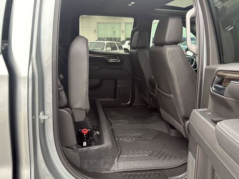 Used 2025 Chevrolet Silverado 1500 LT Trail Boss w/ Convenience Package II image 35