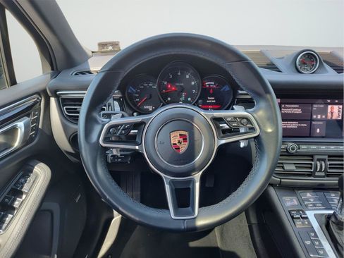 Used 2020 Porsche Macan AWD/4WD image 12