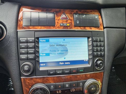 Used 2009 Mercedes-Benz CLK 350 Cabriolet image 39