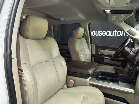 Used 2014 RAM 1500 Laramie w/ Convenience Group AWD/4WD image 37