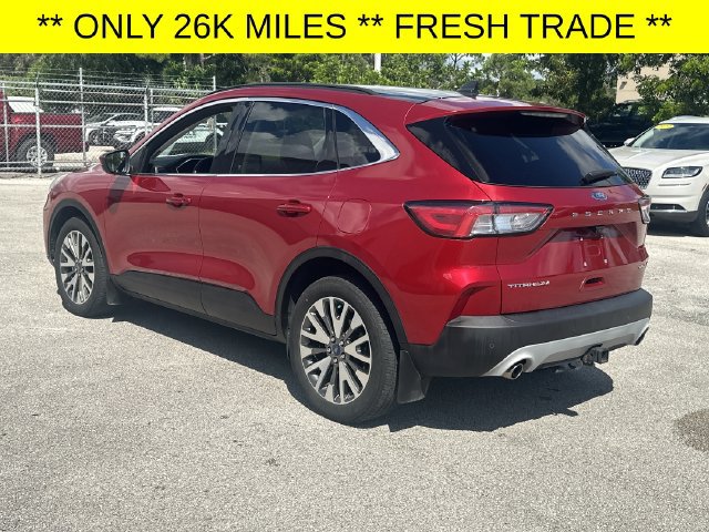 Used 2022 Ford Escape Titanium w/ Class II Trailer Tow Package AWD/4WD image 11