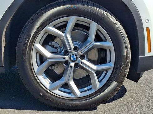 Used 2024 BMW X4 xDrive30i AWD/4WD image 8