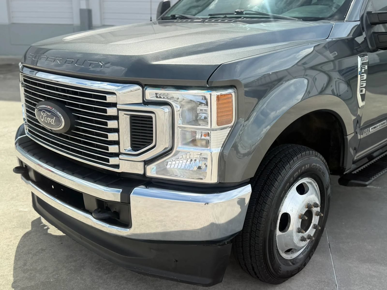 Used 2020 Ford F350 XL w/ STX Appearance Package AWD/4WD image 2