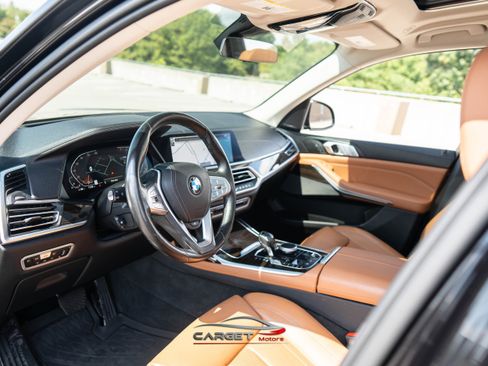 Used 2019 BMW X7 xDrive40i w/ Cold Weather Package image 13