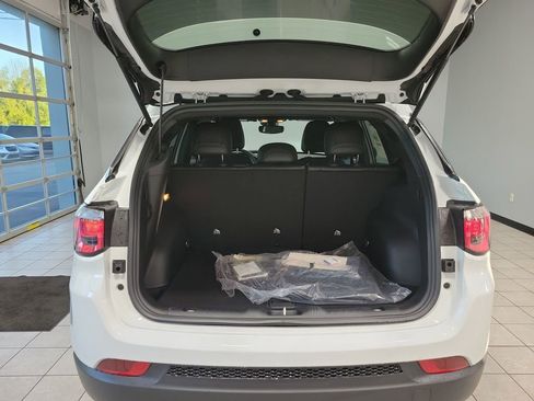 New 2026 Jeep Compass Latitude w/ Quick Order Package 29K image 8