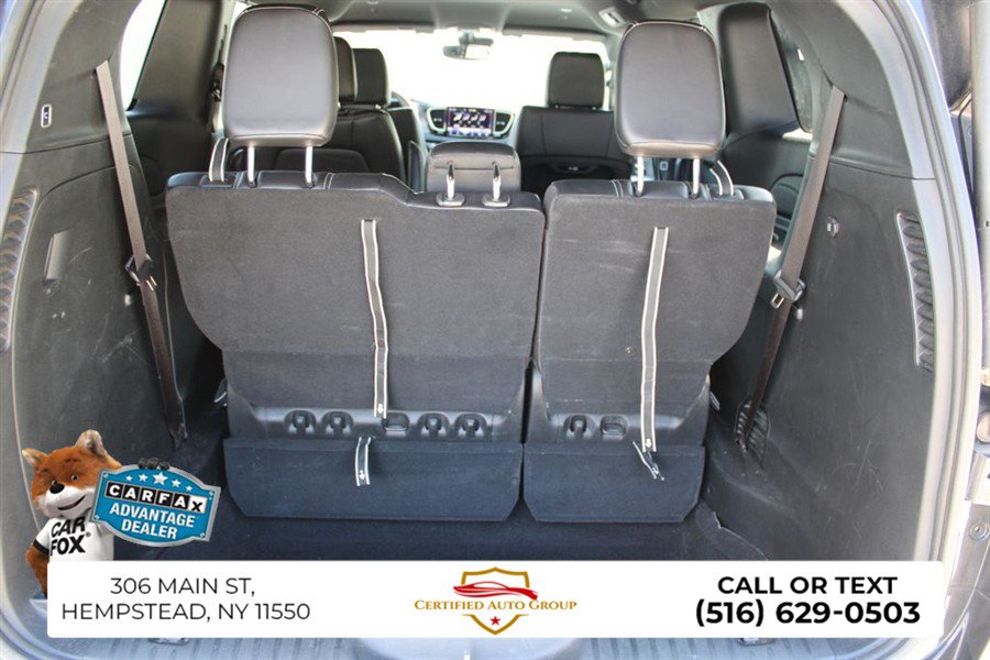 Used 2025 Chrysler Pacifica Select FWD image 31